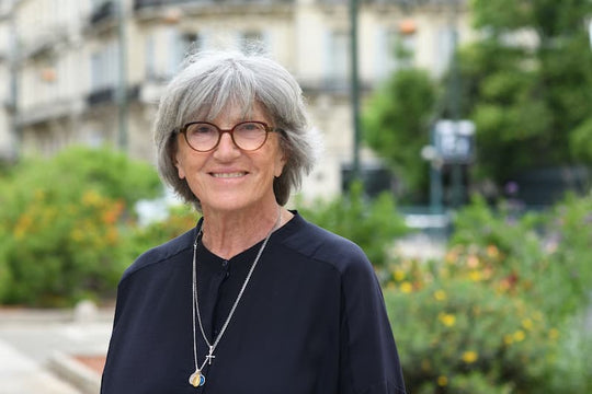 📚  Dr. Chantal Marion, PharmaD.